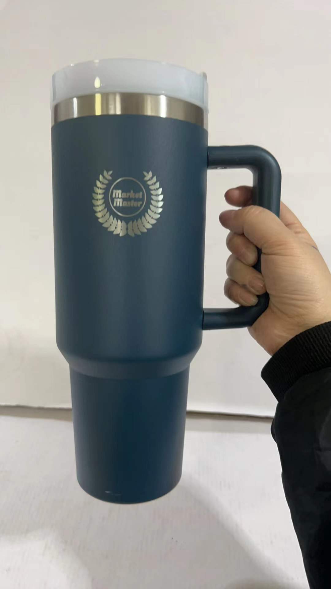 40 oz Premium Stainless Steel Tumbler with Handle & Straw | MARKET MASTER